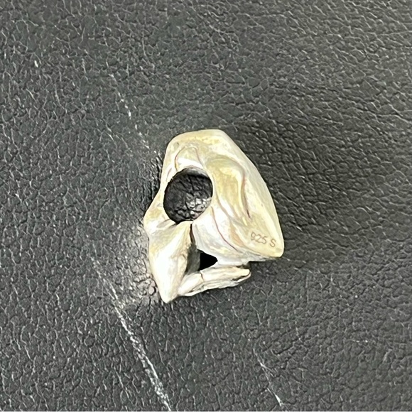 Trollbeads Retired Penguin & Baby Bead- 11283 - Picture 9 of 9